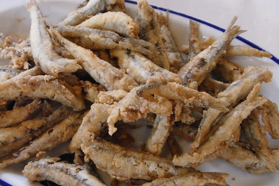 Boquerones fritos vitorianos al limón